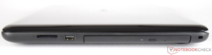 Справа: адаптер карт памяти SD, USB 2.0, DVD дисковод, разъём безопасности Noble