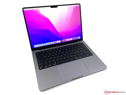 На обзоре: Apple MacBook Pro 14 M1 Pro 2021 Entry