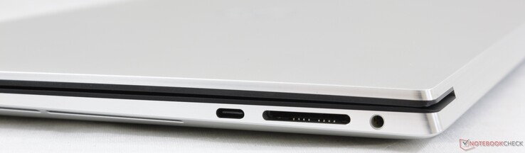 Правая сторона: USB Type-C 3.1 с Power Delivery и DisplayPort, картридер, аудио разъем