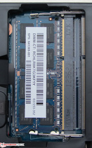 4540 обладает двумя разъемами для оперативной памяти.