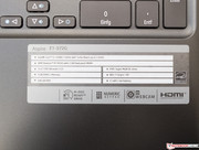 Как водится на дешевых ноутбуках, на корпусе есть наклейка с основными характеристиками.