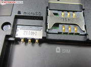 ... слот для SIM-карт и для карт памяти microSD.