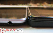 Nexus 7 (слева) и Kindle Fire (справа). Почувствуйте, как говорится, разницу.