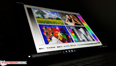Microsoft Surface Book: углы обзора