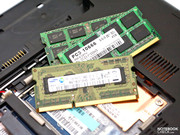 Это 1024 Мб DDR3-памяти от Samsung и...
