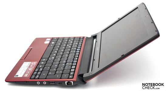 Элегантный 10-дюймовый нетбуко от Acer со средней производительностью, однако с некоторыми интересными особенностями.