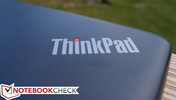 Логотип ThinkPad повышает ожидания от планшета.