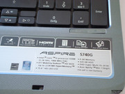 Пользователь может выбрать, что связать с кнопкой над клавиатурой.