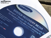 В нашем случае это оказался DVD для восстановления установленной 32-битной версии Windows 7 Starter.