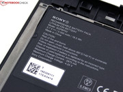 В планшете Sony используется стандартная литий-ионная батарея ёмкостью 18.5 В*ч.