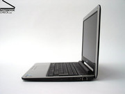 Снабженный 12-дюймовым дисплеем, ноутбук находится в ряду между субноутбуками и нетбуками.