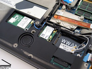 Свободные слоты PCI-E позволяют проапгрейдить ноутбук позже.