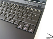 …клавиатура не только полнофункциональная, но и приятна в использовании и удобна для печати.
