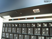 Сенсорная панель над клавиатурой...