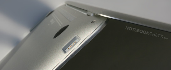 Apple MacBook Air – самый тонкий ноутбук в мире на сегодняшний день