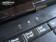 LED индикаторы над клавиатурой, в том числе и индикатор работы WLAN