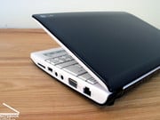 Нетбук LG x110 делает ставку на привлекательный дизайн.