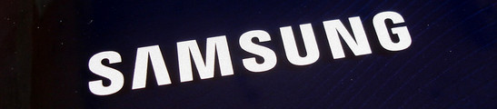 Ноутбук Samsung NP-R590-JS0YDE