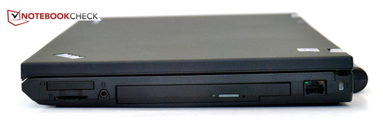 Справа: ExpressCard34, картридер, 2х аудио, DVD, Rj-45 (Ethernet)