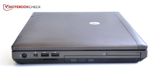 Слева: Разъем для подключения питания, FireWire 400, 2 х USB 2.0, считыватель карт памяти, DVD-привод, ExpressCard 54