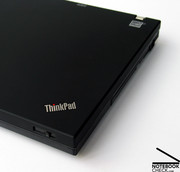 ... …и в плане надежности и устойчивости корпуса новый W500 не уступает предыдущим моделям Thinkpad.