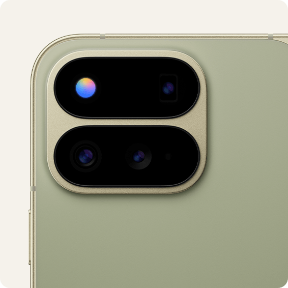 Pixel 11 Pro Fold с подсветкой Pixel Glow.
