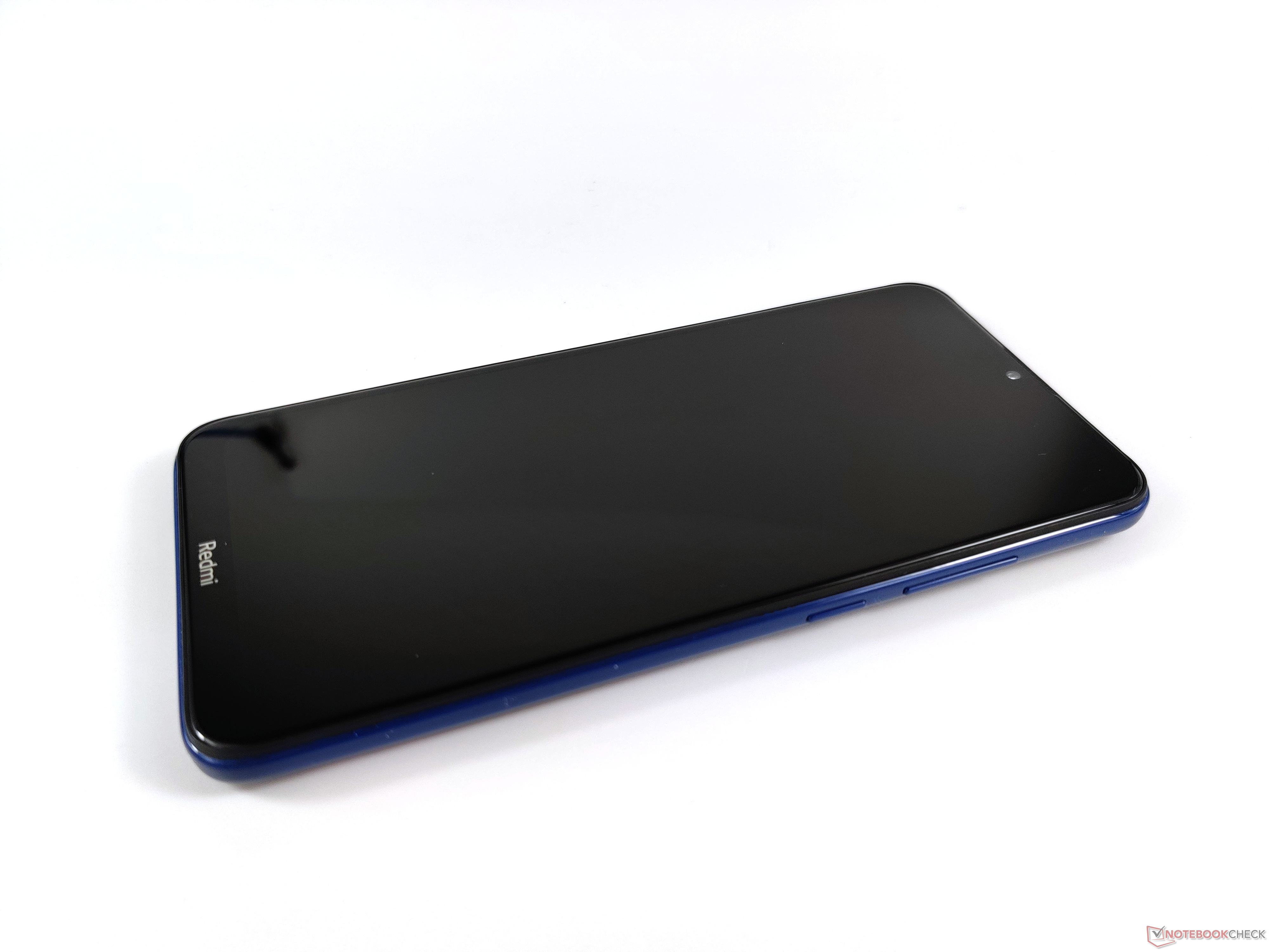 Смартфон Xiaomi Redmi 8. Обзор от Notebookcheck - Notebookcheck-ru.com