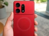 Согласно просочившимся CAD-моделям, Samsung Galaxy S27 Ultra будет доступен в двух различных размерах.