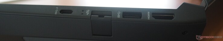 Правая сторона: USB-C 3.0 (DP 1.4 + PD), RJ45 LAN, USB-A 3.0, HDMI 2.1