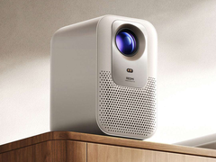 Redmi Projector 4 от Xiaomi (на фото) был представлен в Китае. (Источник изображения: Xiaomi)