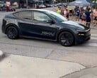 Роботакси Tesla без водителя на улицах Остина. (Источник изображения: TerrapinTerpene/X)