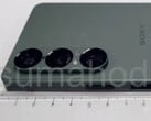 Утечка изображения телефона. Ожидается, что Xperia 1 VII будет оснащен улучшенными ультраширокоугольной и телефото камерами. (Источник изображения: via Sumaho Digest)