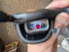 Xreal One Pro подключен к MacBook Air