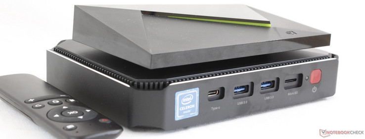 Сверху: Nvidia Shield TV, Снизу: Chuwi GBox с пультом ДУ Сверху: Nvidia Shield TV, Снизу: Chuwi GBox с пультом ДУ
