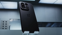 Флагманский OnePlus 15. (Источник изображения: OnePlus)