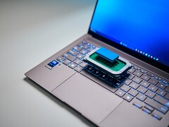 Ноутбуки на базе процессоров Intel Panther Lake, как ожидается, будут представлены на выставке CES 2026. (Источник изображения: Alex Waetzel)