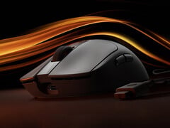 Gaming Mouse 2 стоит около $31 в Китае. На фото: беспроводная мышь вместе с донглом.