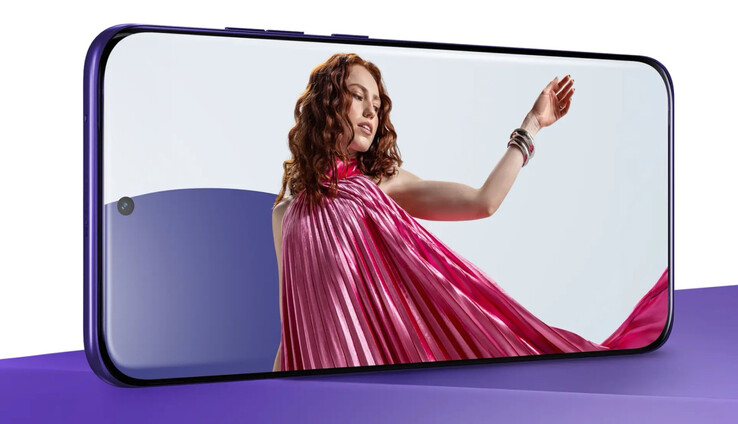 Edge 70 Fusion Plus оснащен изогнутым в четыре стороны дисплеем.