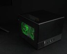 Игровой ПК в формате mini-ITX внутри barebone-комплекта ASRock Deskmeet X300. (Источник изображения: ETA Prime на YouTube, скриншот)