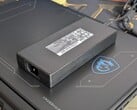 Ноутбук MSI может потреблять до 250 Вт во время игр, хотя номинальная мощность самого сетевого адаптера составляет всего 240 Вт