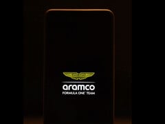 В настоящее время неизвестно, какой Android OEM-производитель сотрудничает с Aston Martin. (Источник изображения: Aston Martin via Ice Universe)