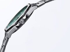 Новые тонкие часы Edifice EFR-S108DE от Casio скоро появятся в Европе. (Источник изображения: Casio)