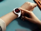Часы Huawei Watch 6 Pro доступны с опциональным белым керамическим корпусом.
