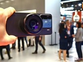Слухи о Xiaomi 17 Ultra усиливаются и обещают множество новых функций для удивительно раннего выпуска флагмана с камерой Leica. (Источник изображения: Александр Фагот, Notebookcheck)