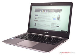 В обзоре: Asus ZenBook UX310UA. Предоставлено Notebook.de