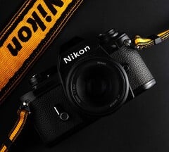 В скором времени компания Nikon может перейти в руки оптического гиганта EssilorLuxottica.