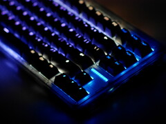 Wooting 80HE с включенным RGB. 