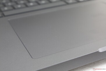 13.кликпад размером 4 x 9 см тихий и немного мягкий