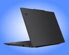 Размеры новейшей модели ThinkPad X13 от Lenovo составляют 299 × 207 × 9,85–13,35 мм.