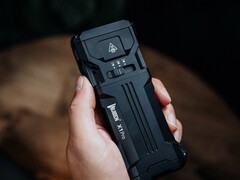 X1Pro: Новый и особенно мощный фонарик. (Источник изображения: Wuben)